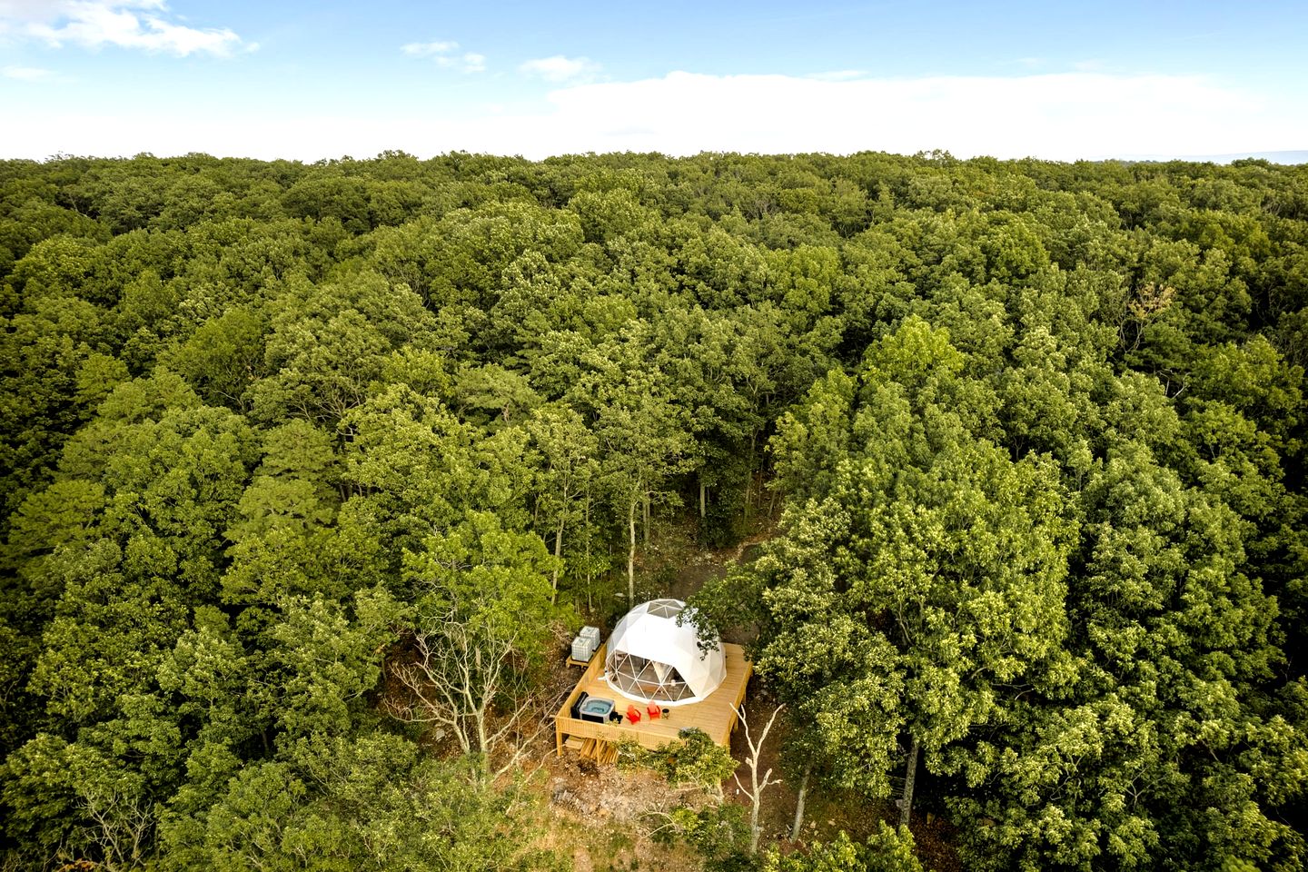 Stunning Dome with Barbecue and Hot-tub in Capon Bridge, West Virginia