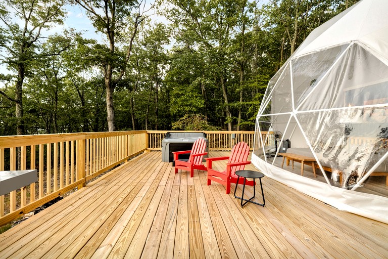 Domes (United States of America, Capon Bridge, West Virginia)