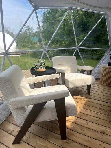 Domes (Canada, Miller Lake, Ontario)