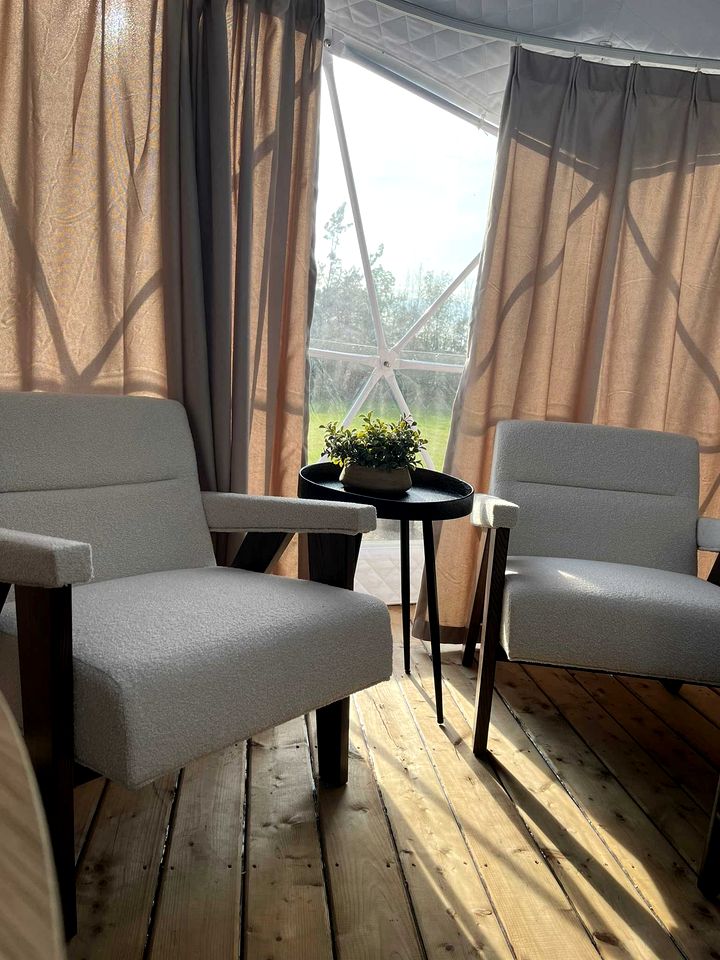 Luxurious Nordic Geodome with Stargazing Skylight near The Grotto in Tobermory, Ontario