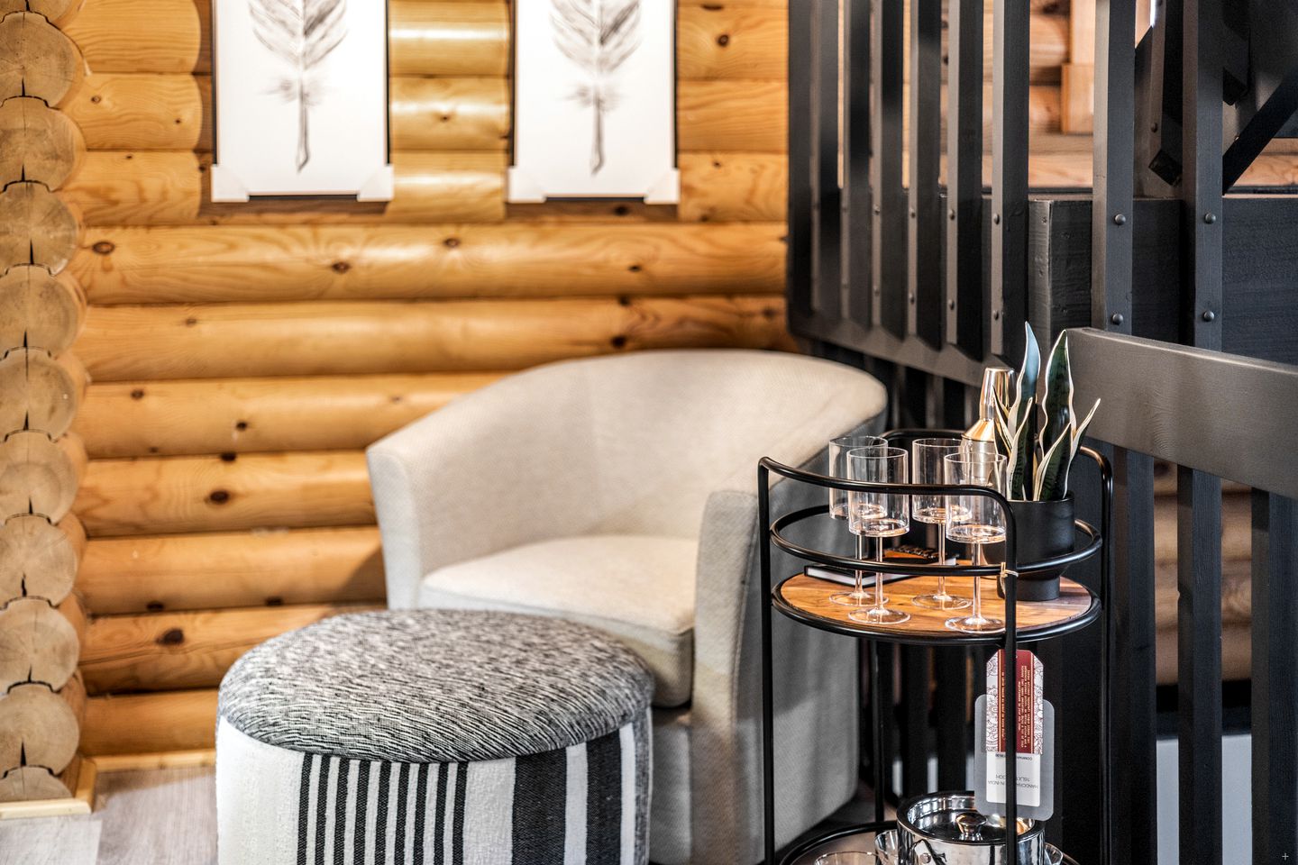 Fantastic Cabin with Hot-tub and Gorgeous Sights in Pittman Center, Tennessee