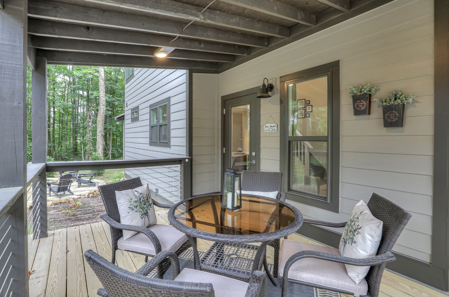 Cute Cottage Settled Between Trees in Monteagle, Tennessee