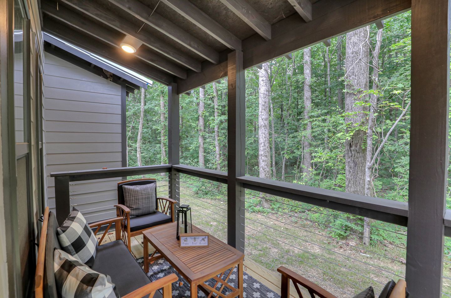 Cute Cottage Settled Between Trees in Monteagle, Tennessee