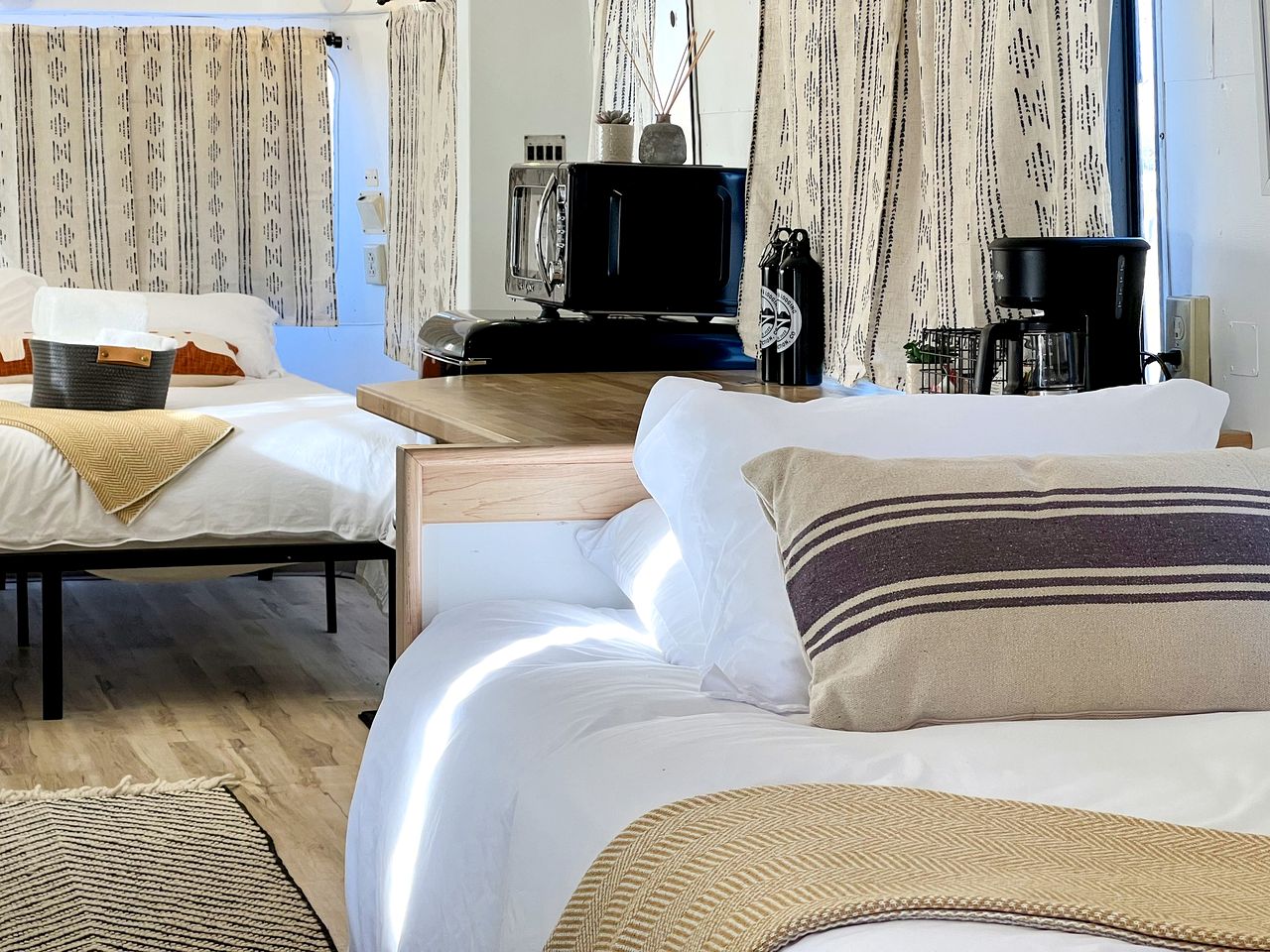 Luxe Pet-Friendly Airstream Retreat: Glamping Paradise in Grand Junction, Colorado