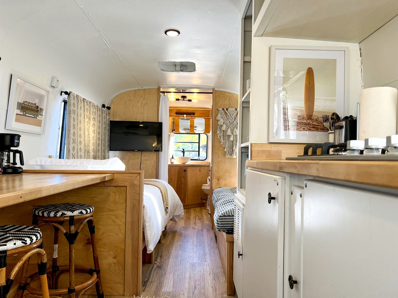 Luxe Pet-Friendly Airstream Retreat: Glamping Paradise in Grand Junction, Colorado