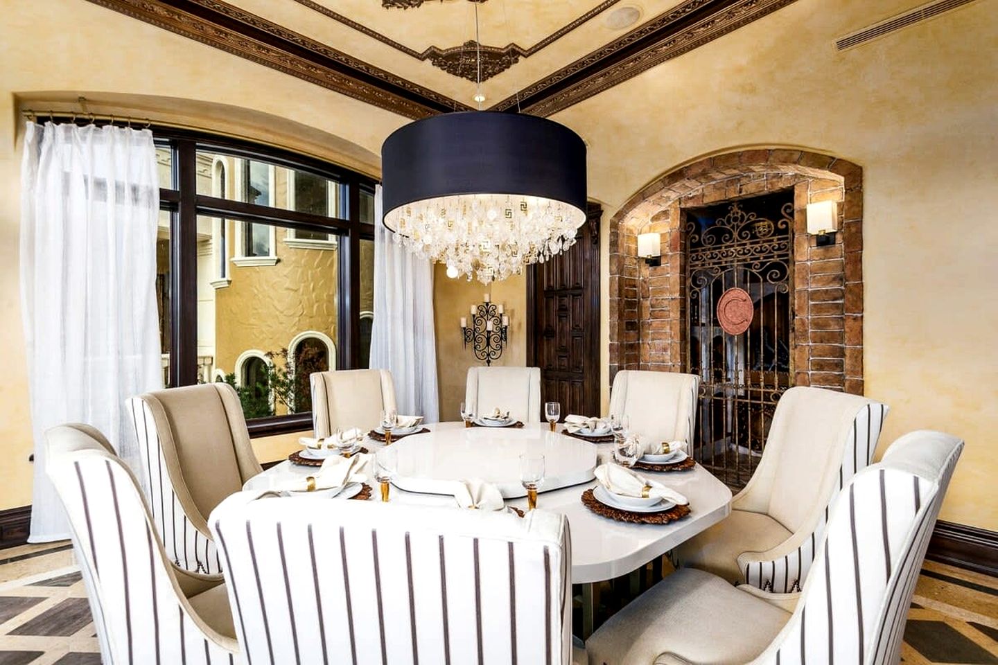 Incredible Luxurious Mansion with Amazing Amenities and Stunning Sea Views in Pompano Beach, Florida