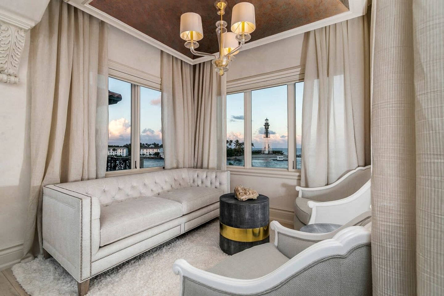 Incredible Luxurious Mansion with Amazing Amenities and Stunning Sea Views in Pompano Beach, Florida