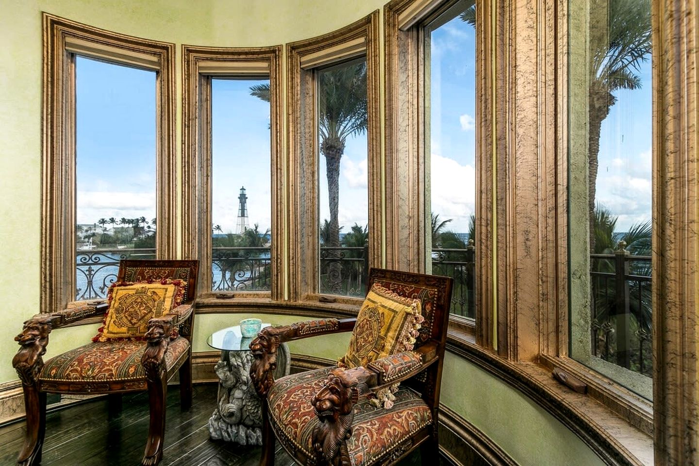 Incredible Luxurious Mansion with Amazing Amenities and Stunning Sea Views in Pompano Beach, Florida