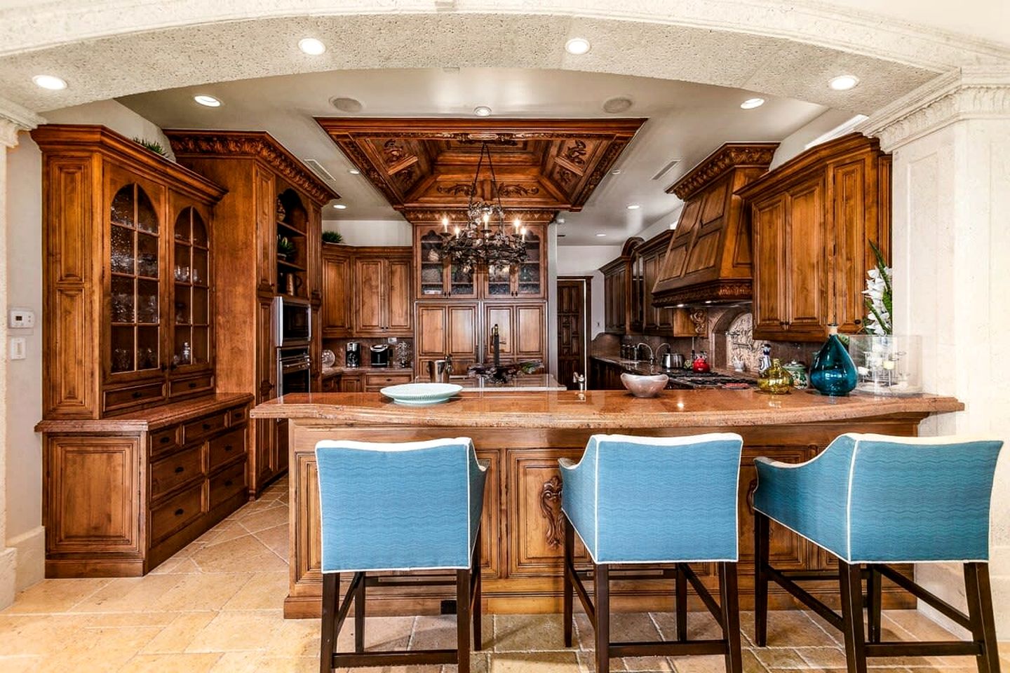 Incredible Luxurious Mansion with Amazing Amenities and Stunning Sea Views in Pompano Beach, Florida