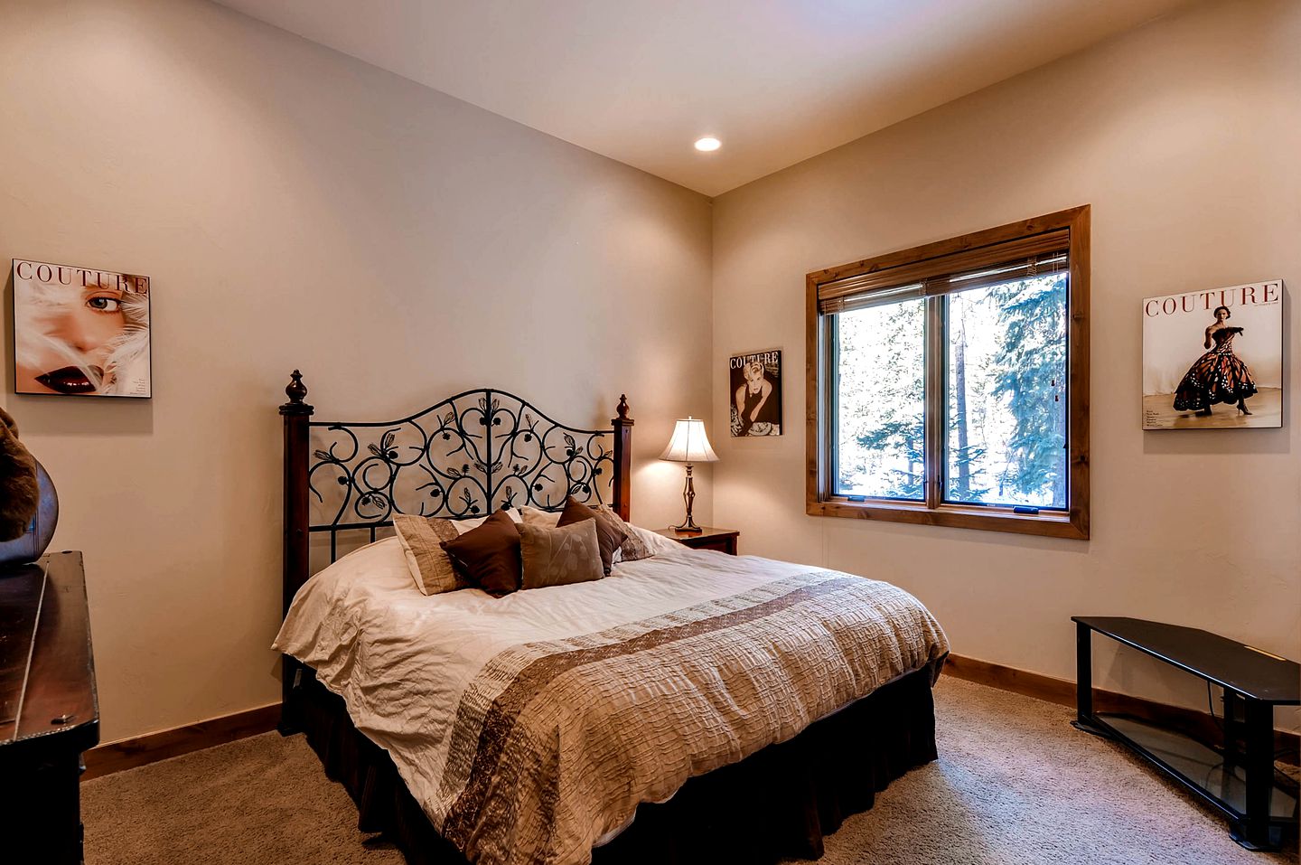 Luxurious 4 Bedroom Mountain Home