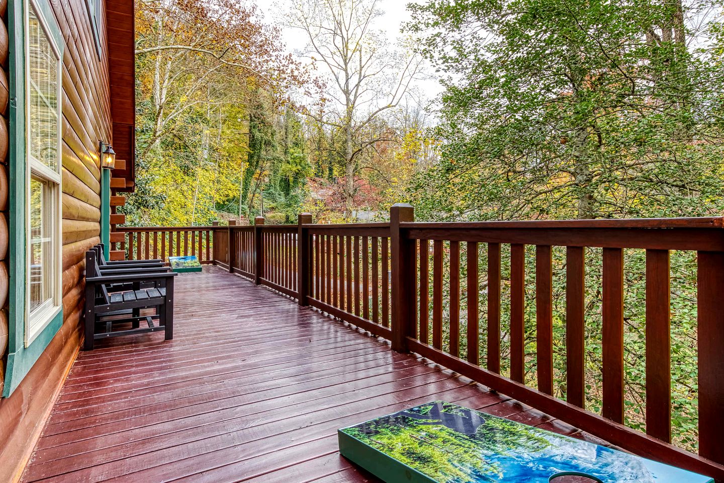 Luxurious 5-Bedroom Cabin with Hot Tub, Theater, Pool Table & Mountain Views near Great Smoky Mountains