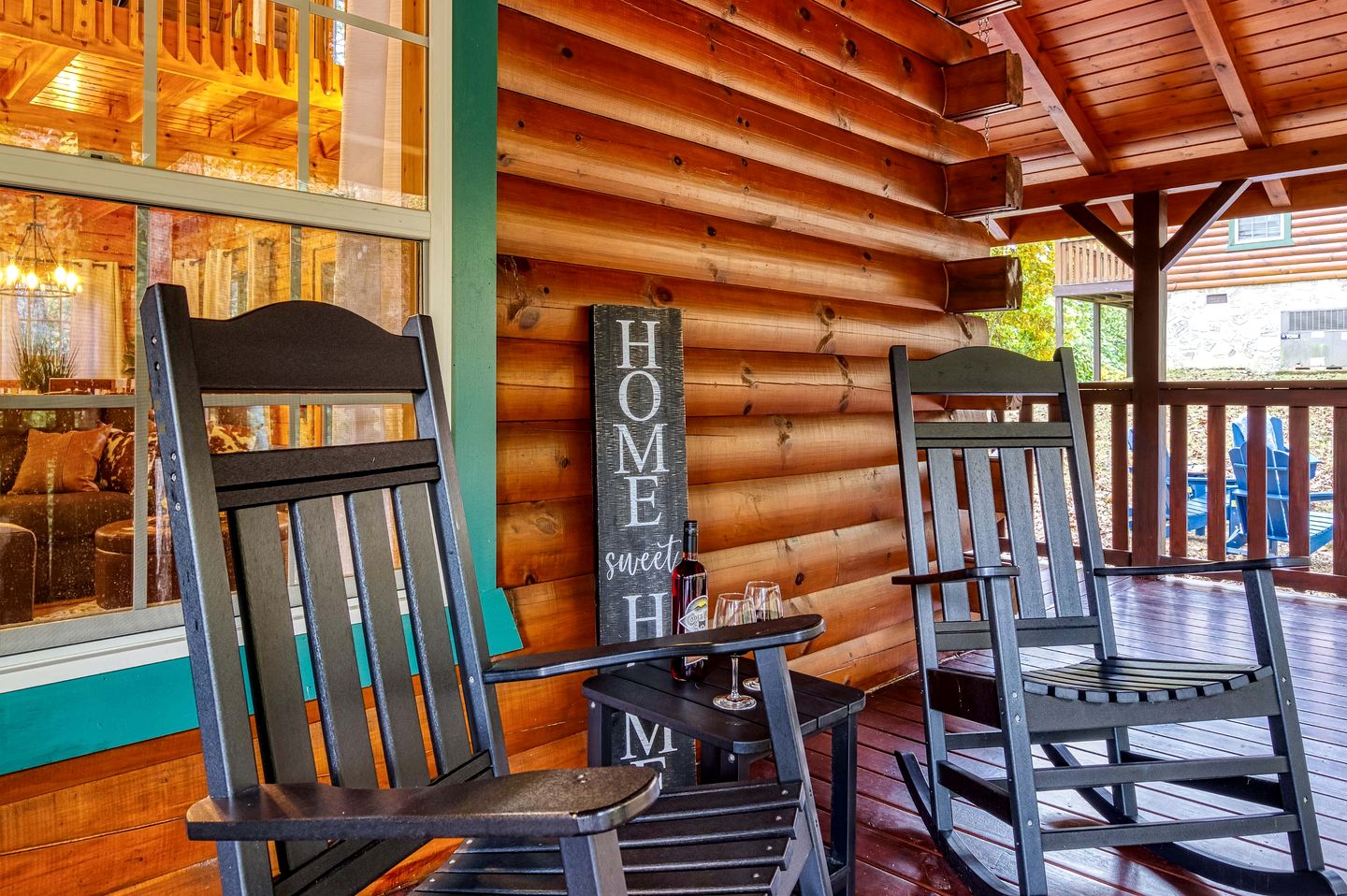 Luxurious 5-Bedroom Cabin with Hot Tub, Theater, Pool Table & Mountain Views near Great Smoky Mountains