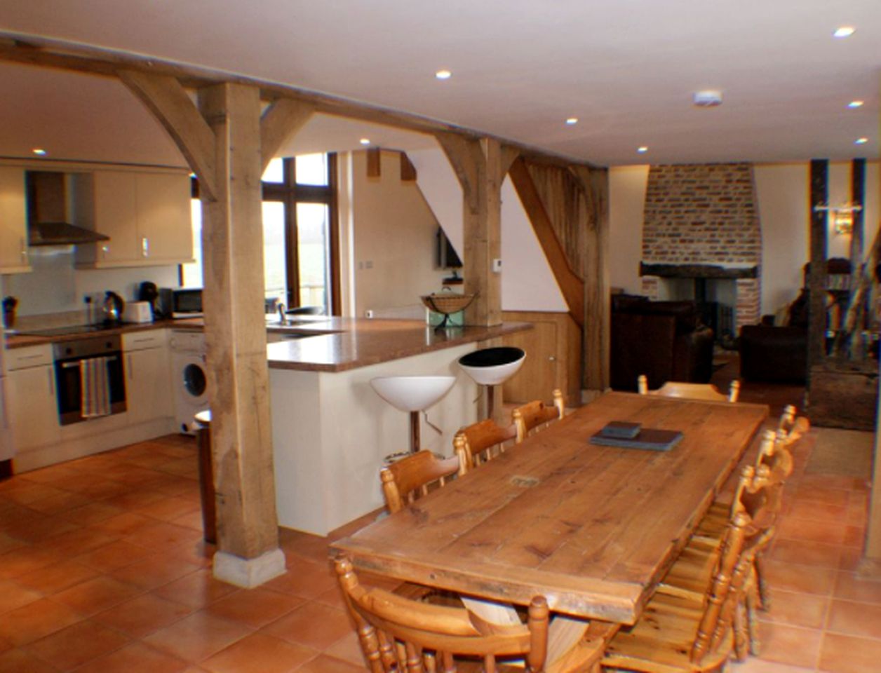 Luxurious and Well-Equipped Barns in English Countryside