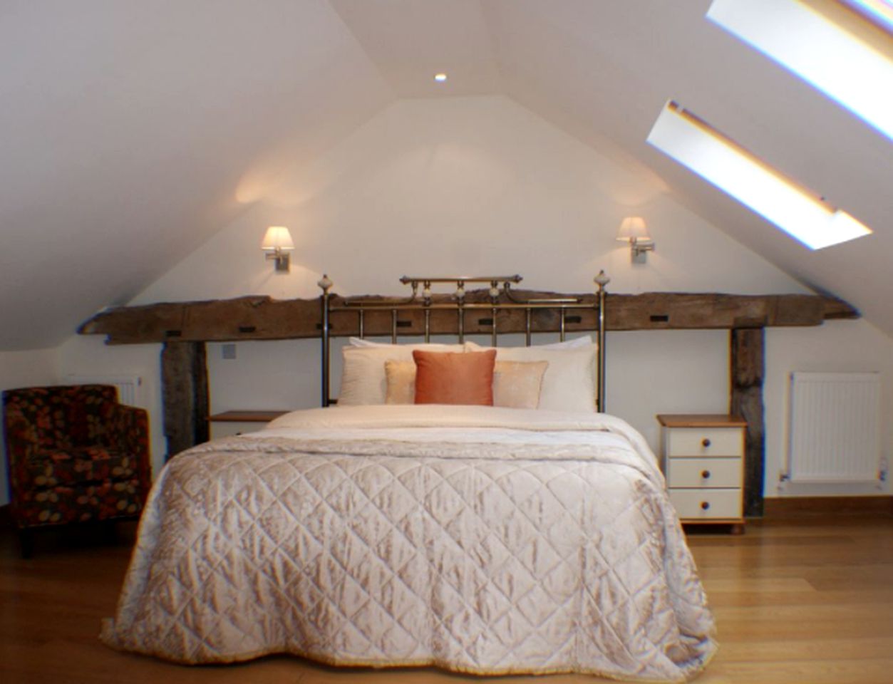 Luxurious and Well-Equipped Barns in English Countryside
