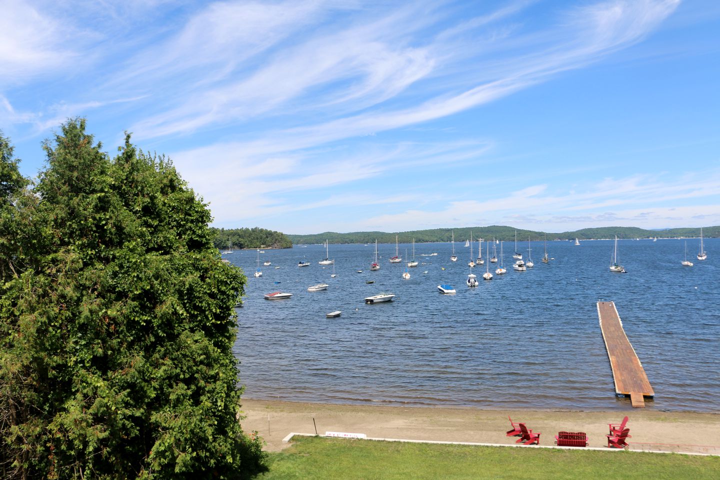 Luxurious Beach Getaway with a Dock on Lake Champlain in Colchester, Vermont
