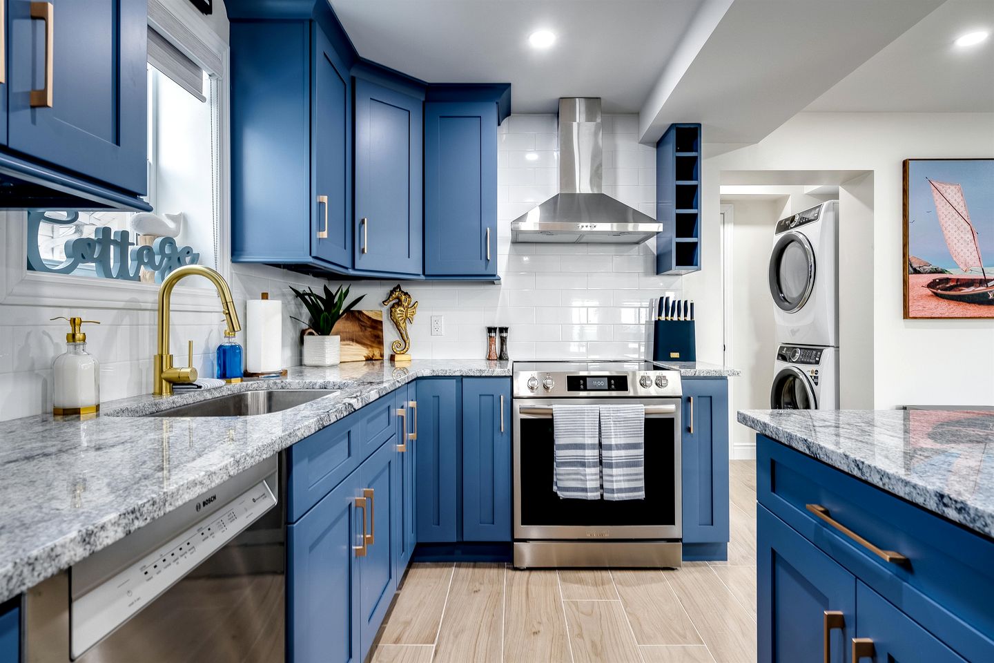 Luxurious Beachfront Rental with Hot-Tub and Yard in Canada