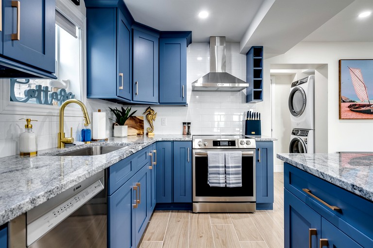 Vacation Rentals (Canada, Kingsville, Ontario)