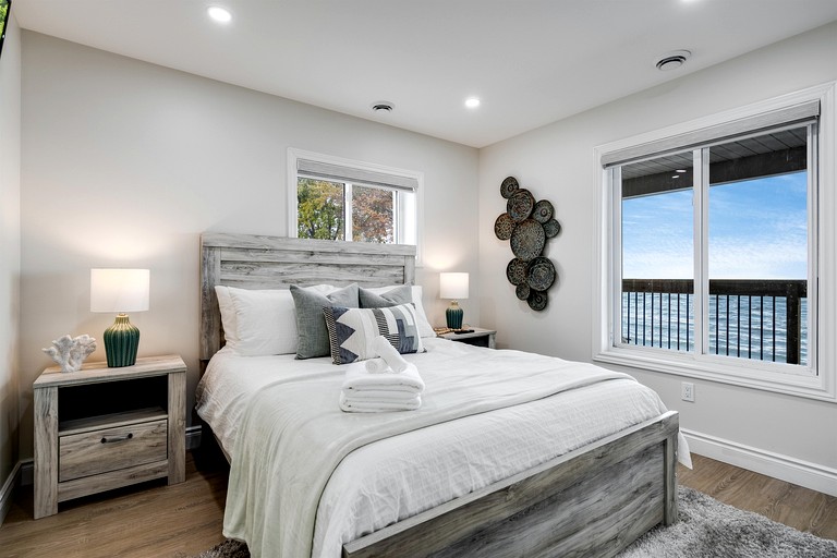 Vacation Rentals (Canada, Kingsville, Ontario)