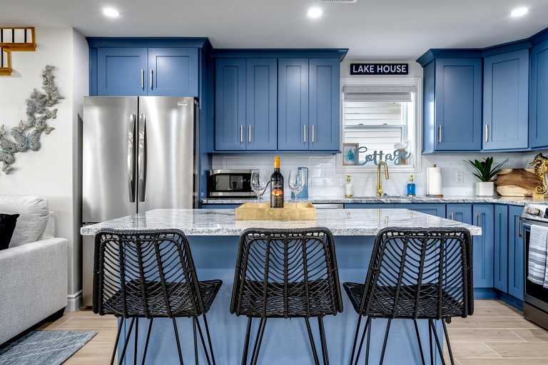 Vacation Rentals (Canada, Kingsville, Ontario)