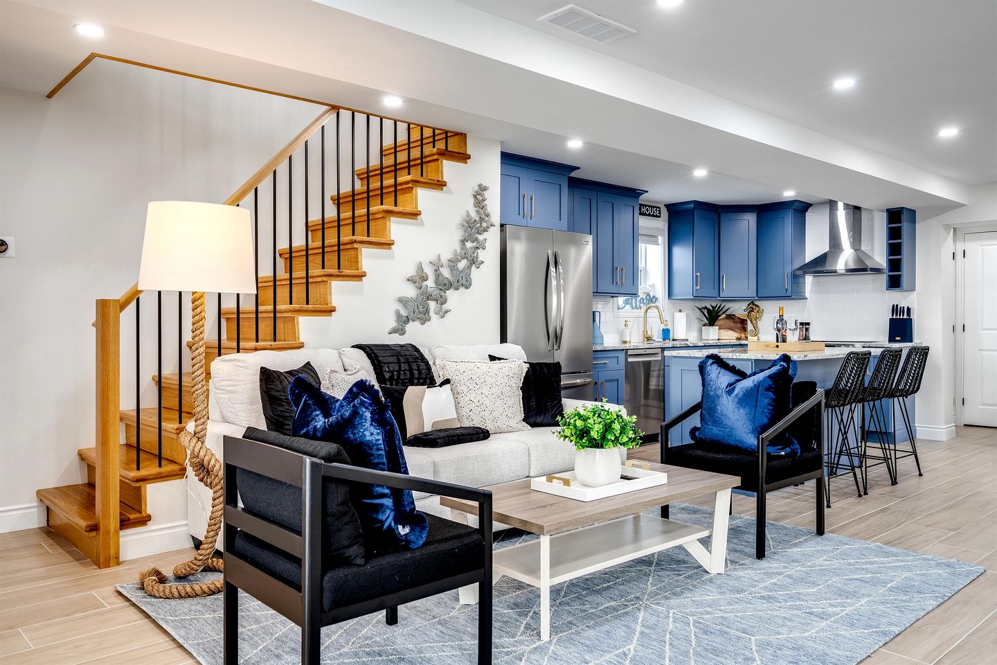 Luxurious Beachfront Rental with Hot-Tub and Yard in Canada