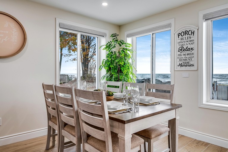 Vacation Rentals (Canada, Kingsville, Ontario)