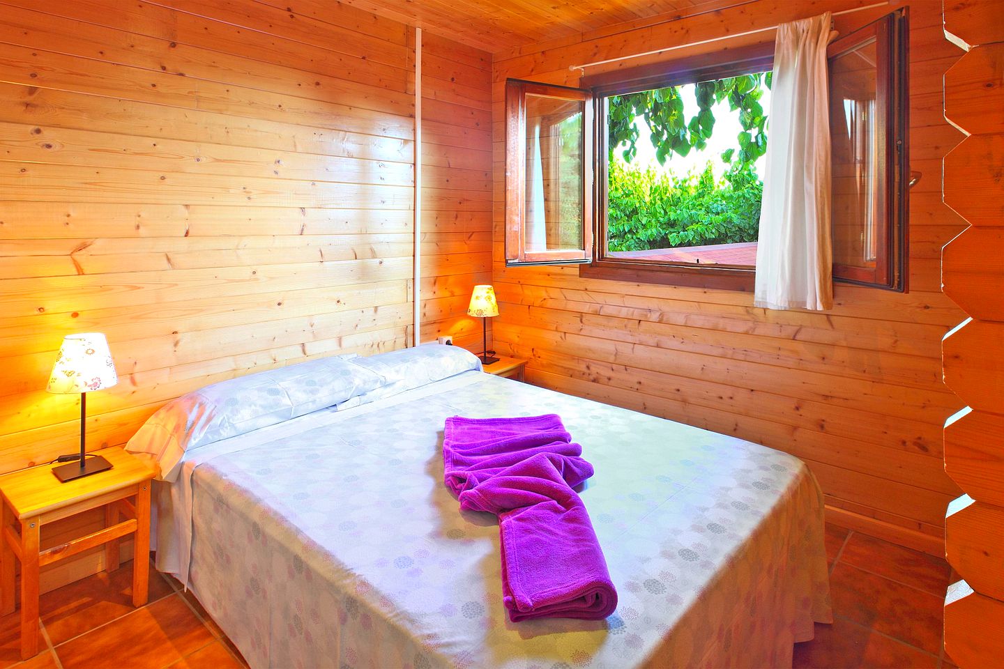 Family-Friendly Bungalow Rental on a Campsite along the Costa Brava, Spain