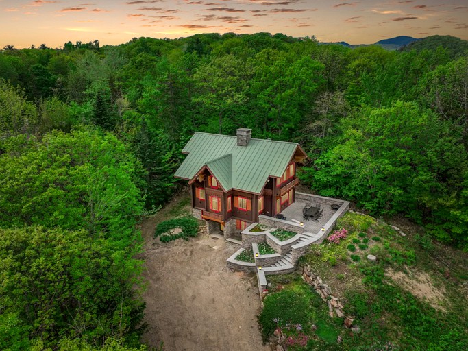 Cabins (United States of America, Jackson, New Hampshire)