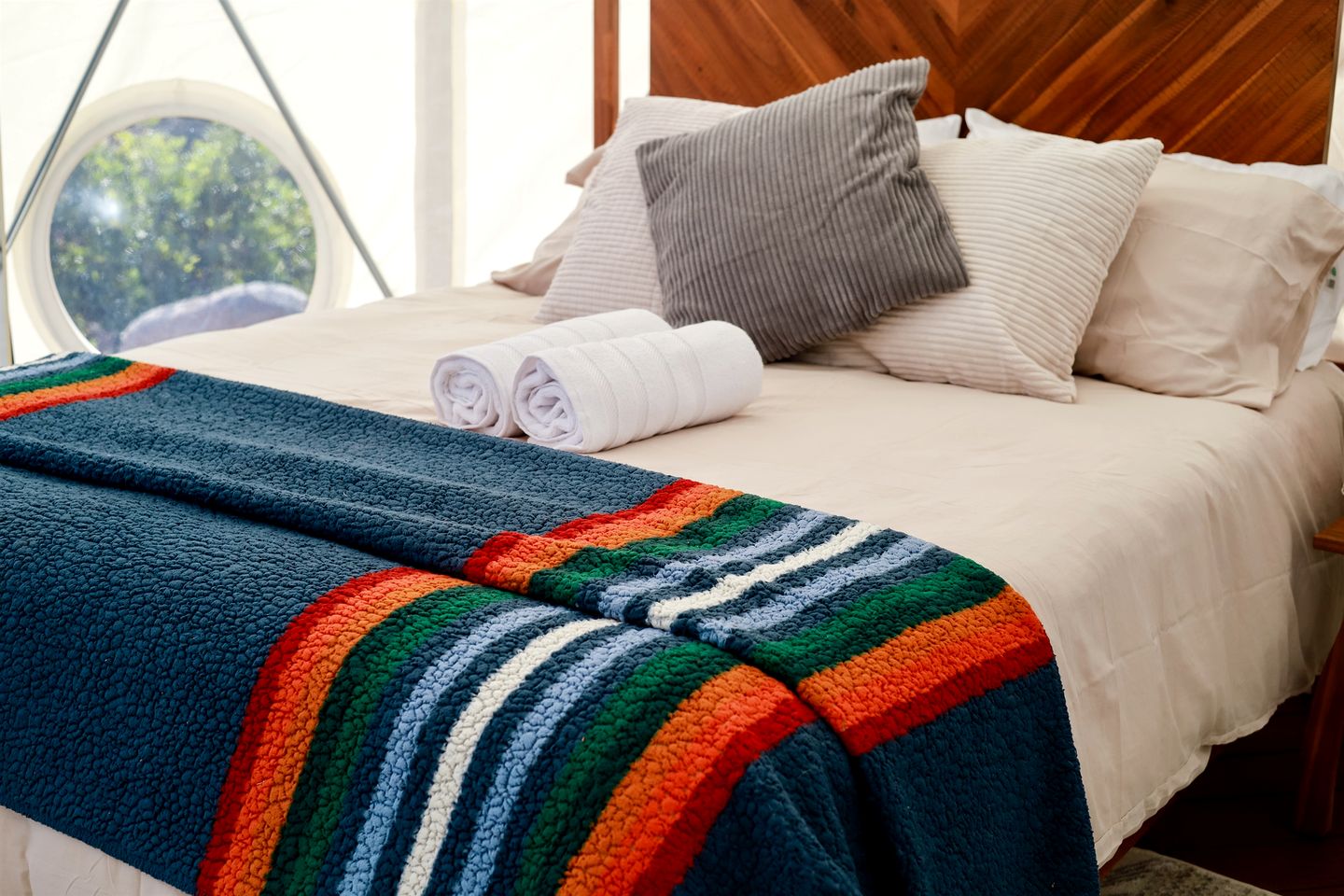 Luxurious Dome on Farm with Impressive Views at Splitrock Valley, California