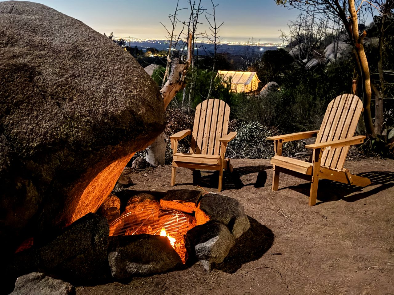 Luxurious Dome on Farm with Impressive Views at Splitrock Valley, California