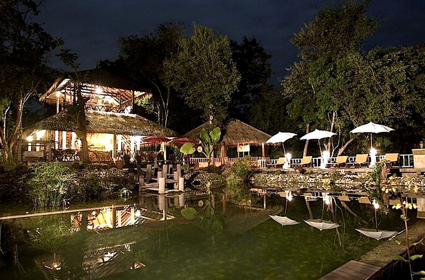 Huts (Luang Prabang, Luang Prabang, Laos)