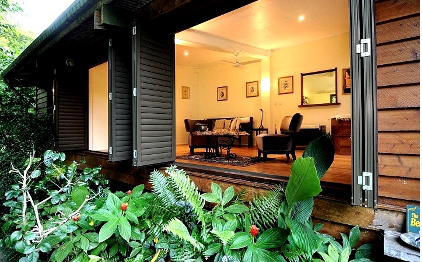 Luxury Cabins in Queensland Glamping in Australia