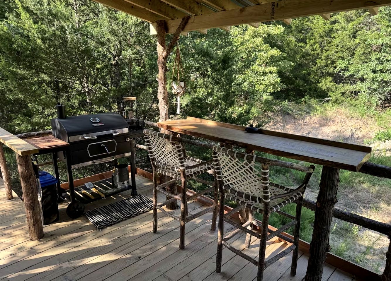 Luxurious Remodeled Airstream with Wraparound Deck and Spa near Honey Grove, Texas