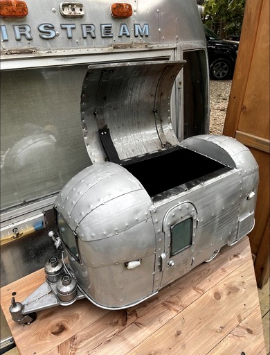 Airstreams (United States of America, Honey Grove, Texas)