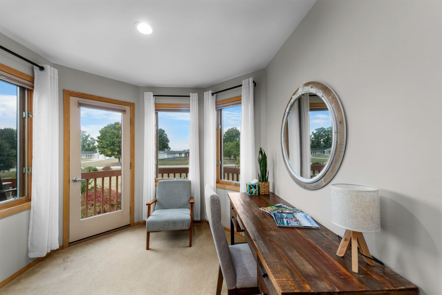 Luxurious Retreat with Expansive Yard in Sister Bay, Wisconsin