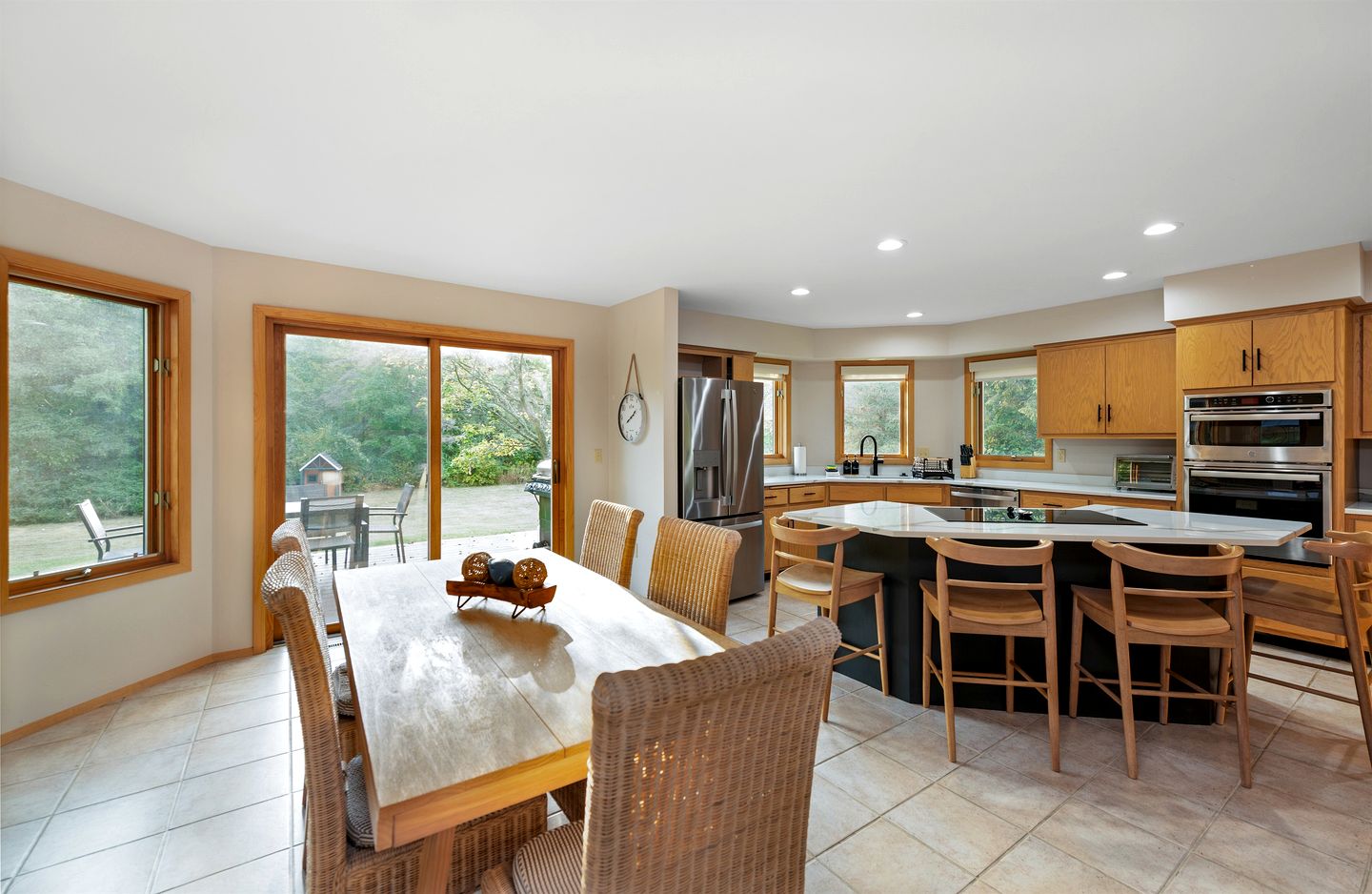 Luxurious Retreat with Expansive Yard in Sister Bay, Wisconsin