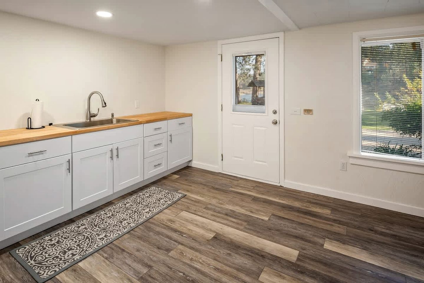 Luxurious, Riverfront Cabin with Panoramic Views of the Spokane River, in Post Falls, Idaho