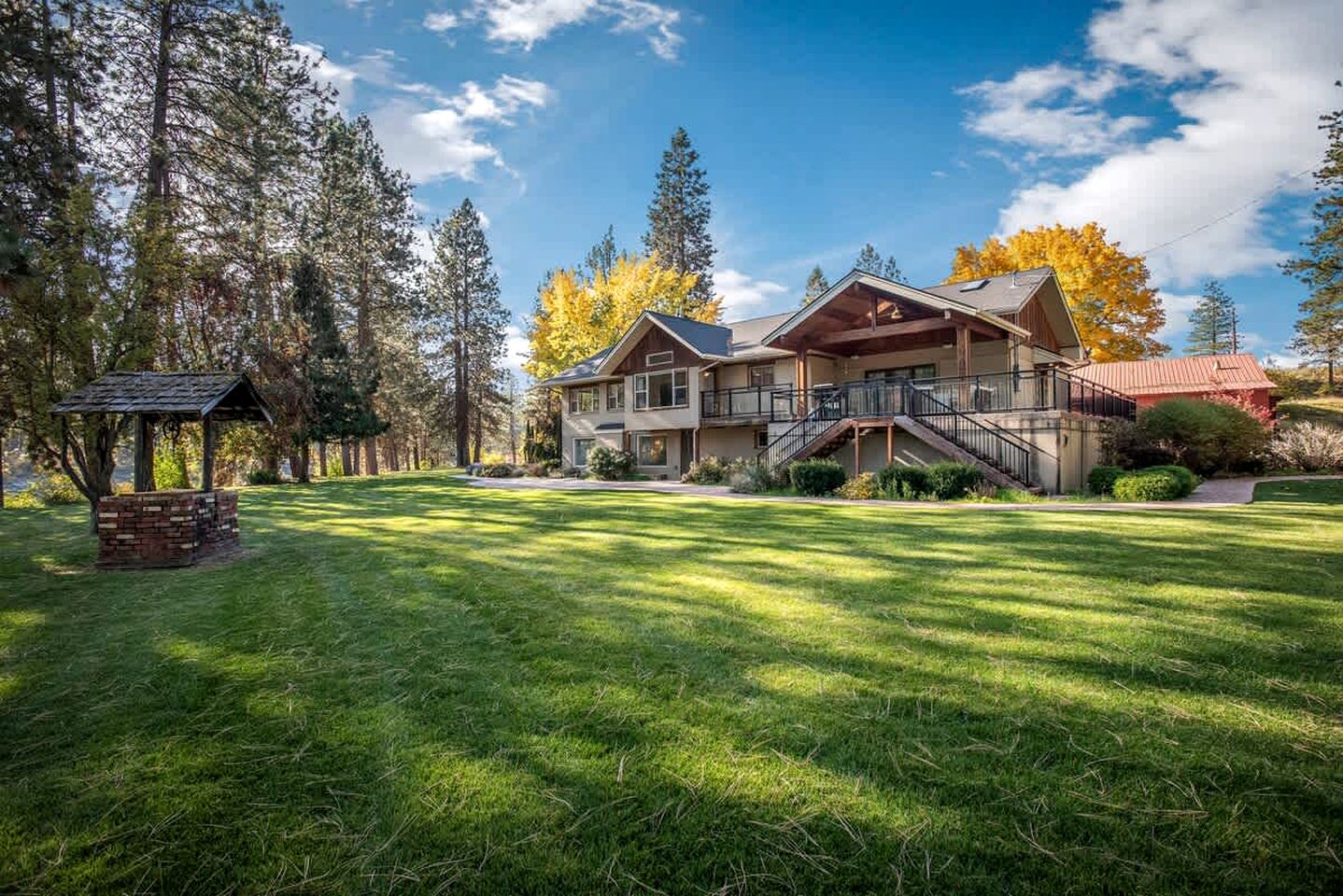 Luxurious, Riverfront Cabin with Panoramic Views of the Spokane River, in Post Falls, Idaho