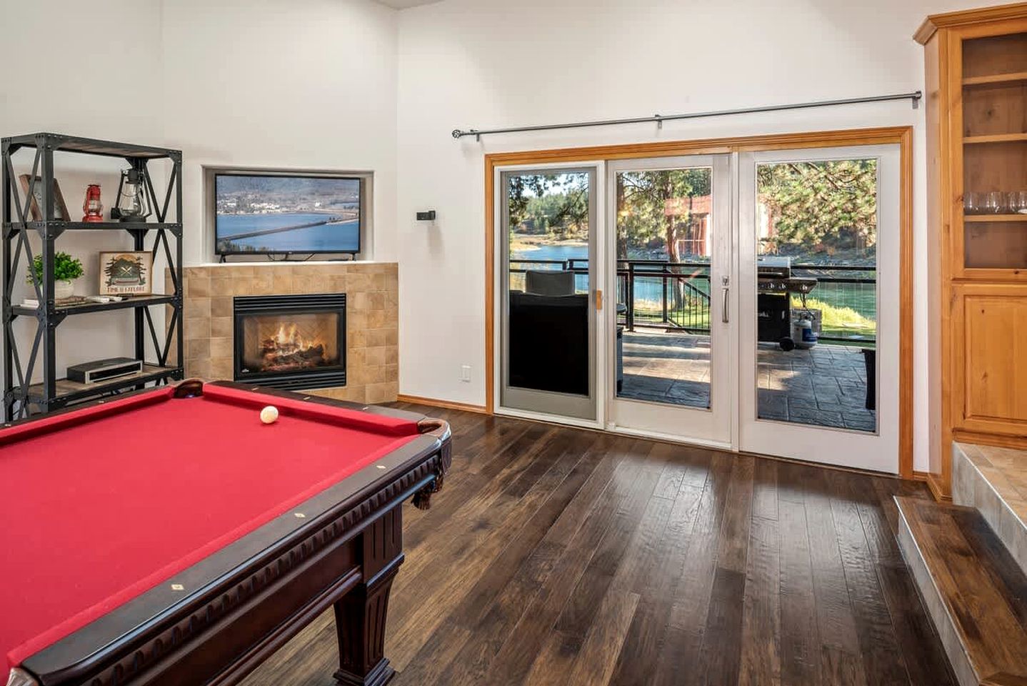 Luxurious, Riverfront Cabin with Panoramic Views of the Spokane River, in Post Falls, Idaho