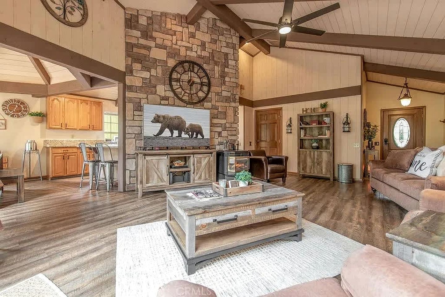 Luxurious Rustic-Modern Retreat with Hot Tub near Local Attractions in Whitney, California