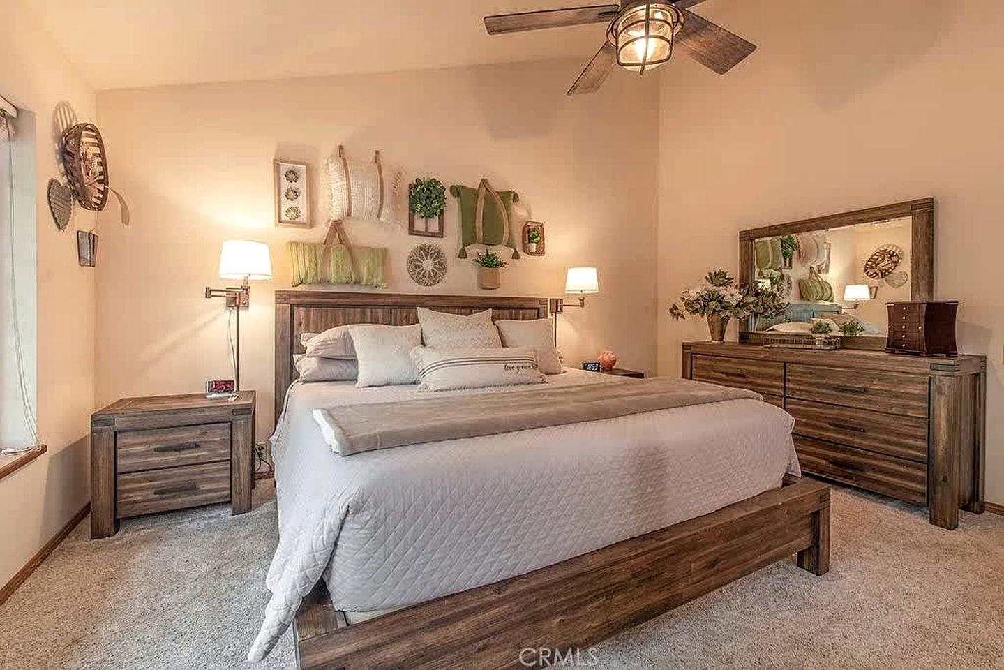 Luxurious Rustic-Modern Retreat with Hot Tub near Local Attractions in Whitney, California