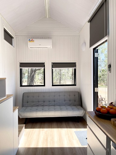 Tiny Houses (Australia, Jimboomba, Queensland)