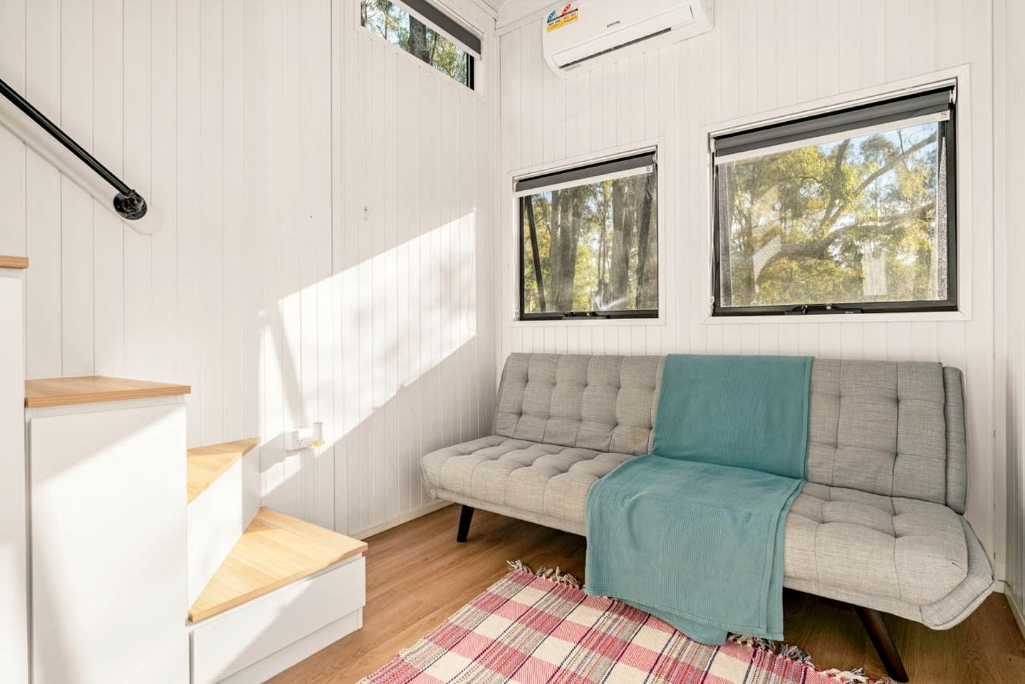 Luxurious Tiny House Loft Surrounded by Plenty of Wildlife and Near the Coast in Queensland, Australia