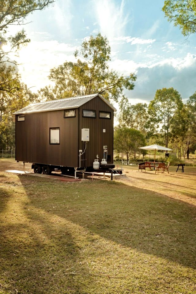 Luxurious Tiny House Loft Surrounded by Plenty of Wildlife and Near the Coast in Queensland, Australia