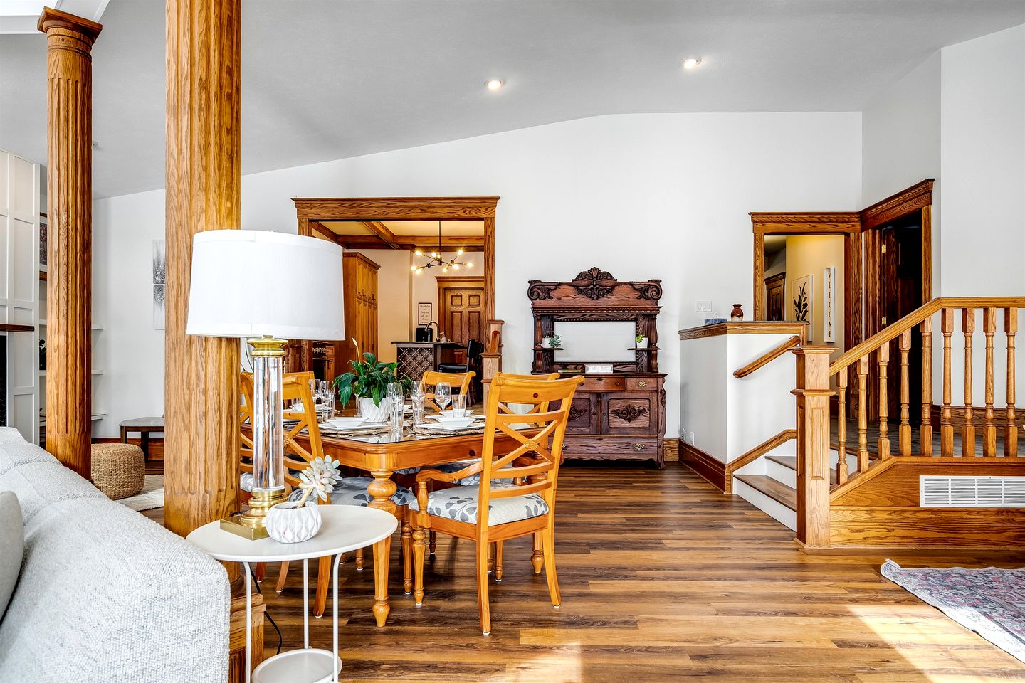 Luxurious Vacation Rental near Lake Erie for an Amazing Family Retreat in Leamington, Ontario