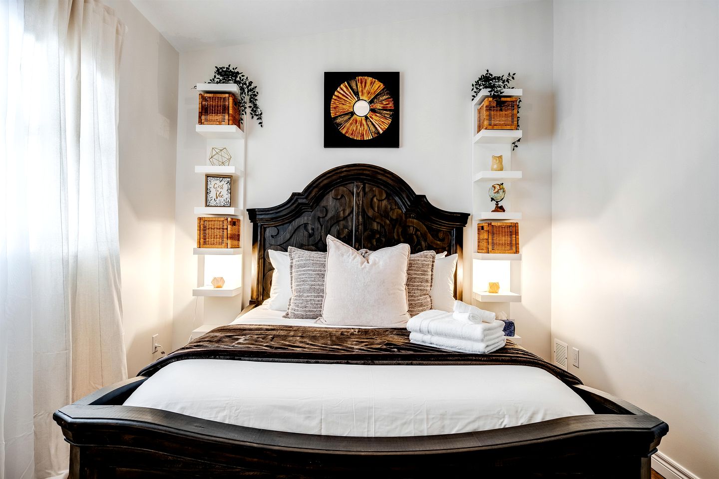 Luxurious Vacation Rental near Lake Erie for an Amazing Family Retreat in Leamington, Ontario