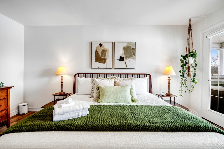 Vacation Rentals (Canada, Leamington, Ontario)