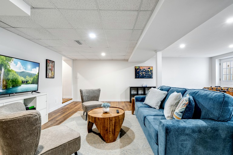 Vacation Rentals (Canada, Leamington, Ontario)