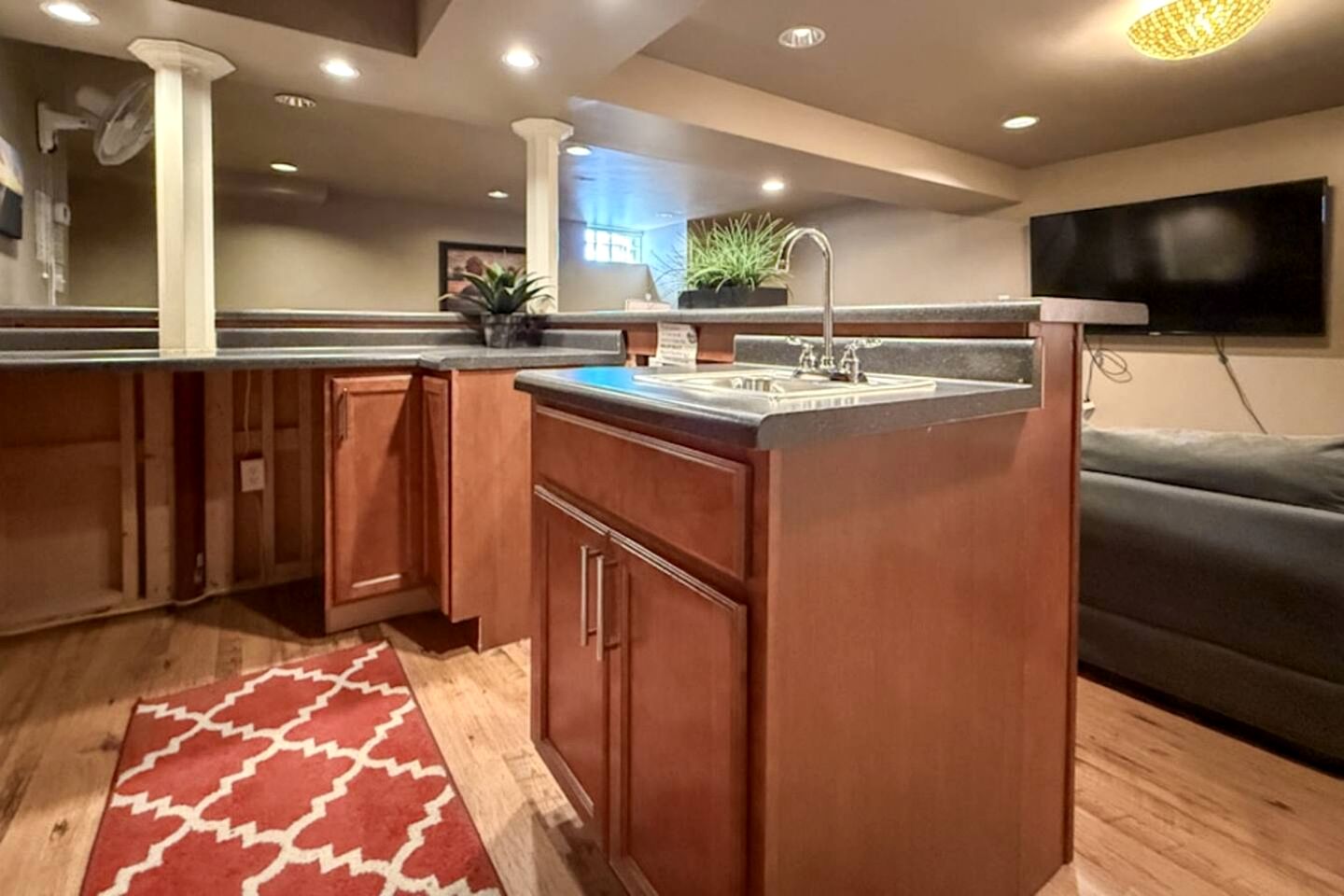 Luxurious Villa with Hot-tub, Fire Pit and Games in Gary, Indiana