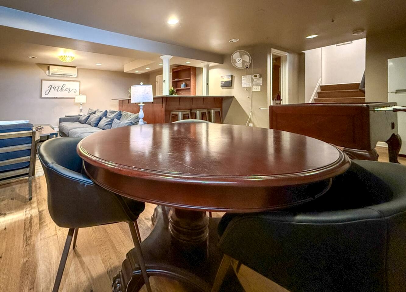 Luxurious Villa with Hot-tub, Fire Pit and Games in Gary, Indiana