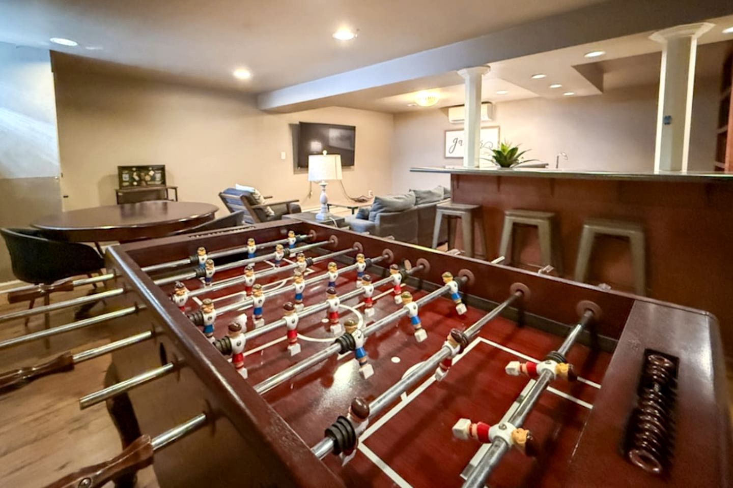 Luxurious Villa with Hot-tub, Fire Pit and Games in Gary, Indiana